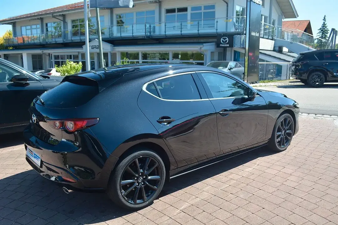 Mazda 3 Homura - Thumbnail 5