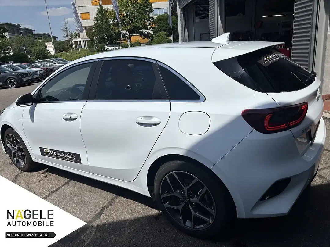 Kia Ceed / cee'd 1.5 T-GDI Ultimate Style - Thumbnail 4