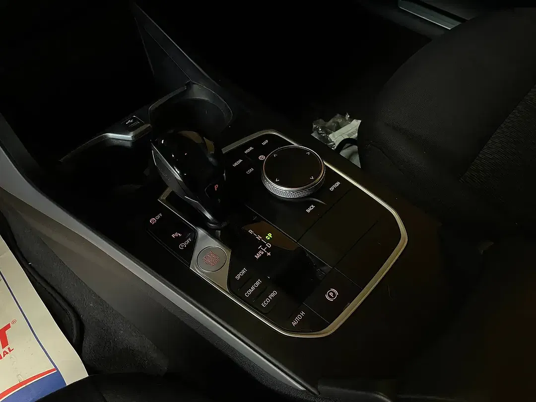 BMW 116 - Thumbnail 6