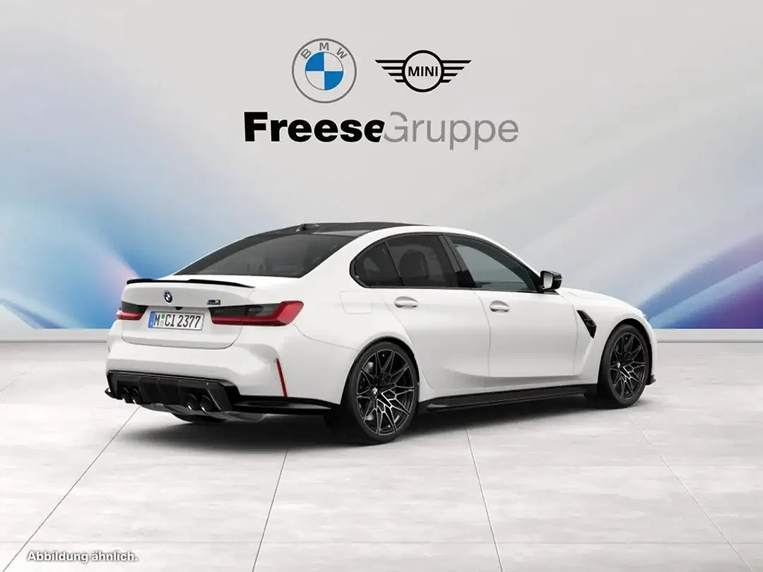 BMW M3 M xDrive Competition - Thumbnail 2