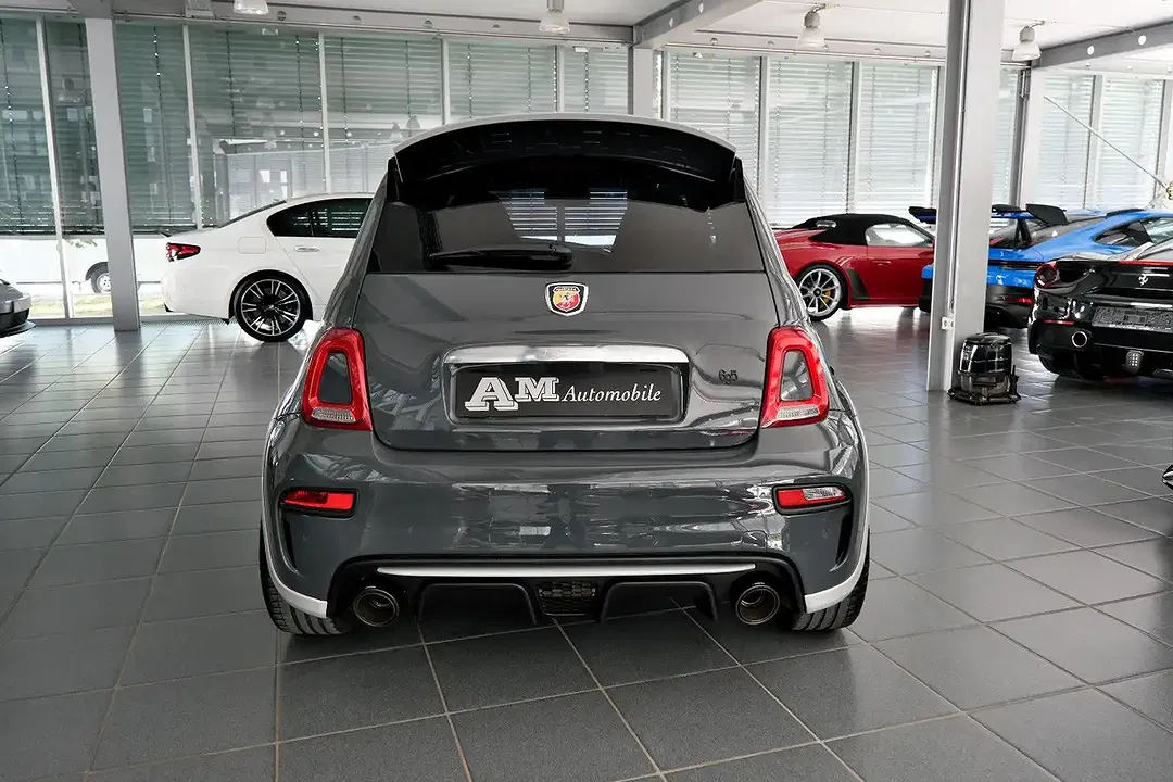 Abarth 695 70th Anniversario - Thumbnail 3