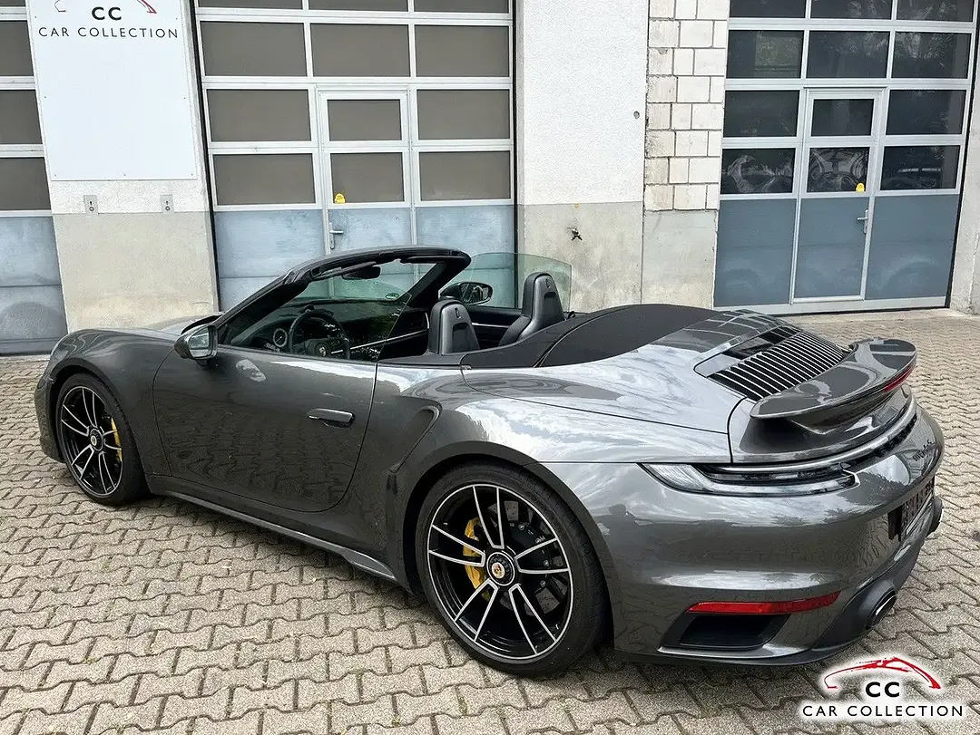 Porsche 992 Turbo S Cabriolet - Thumbnail 11