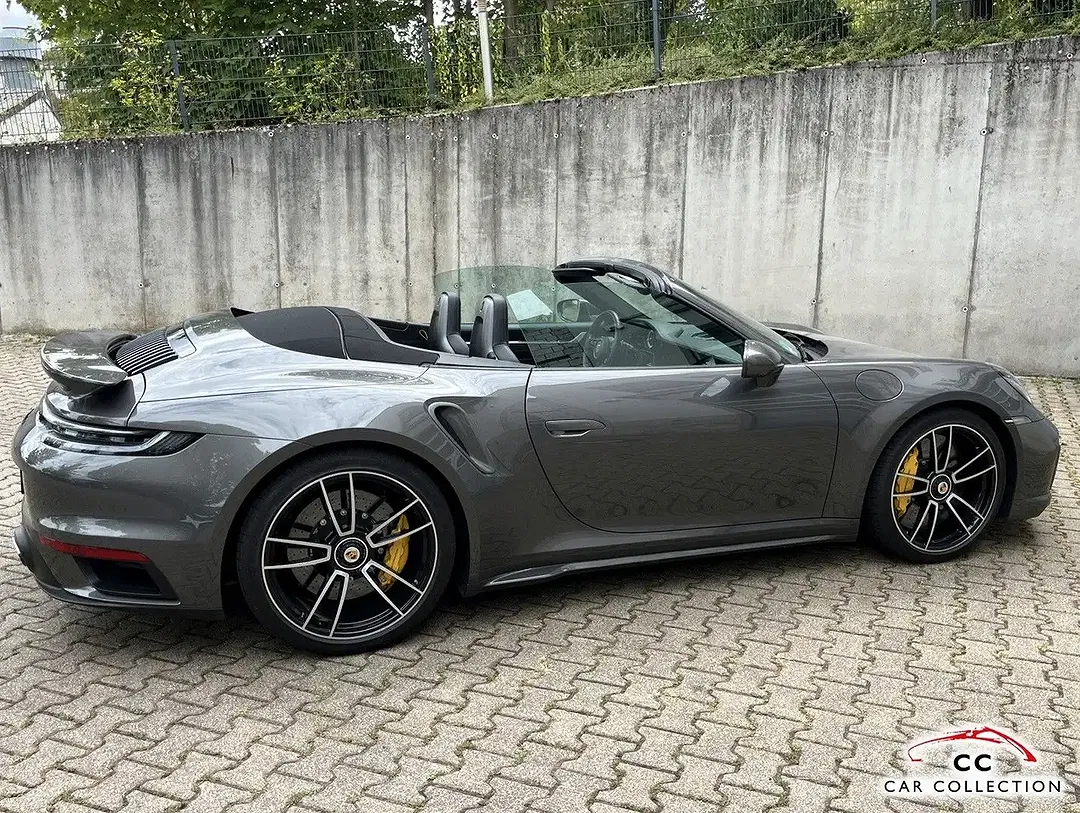 Porsche 992 Turbo S Cabriolet - Thumbnail 12