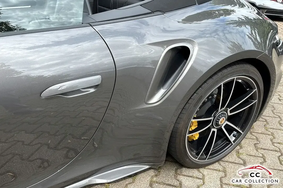 Porsche 992 Turbo S Cabriolet - Thumbnail 13