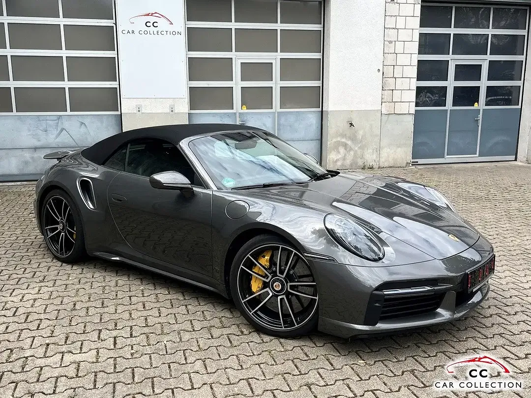 Porsche 992 Turbo S Cabriolet - Thumbnail 4