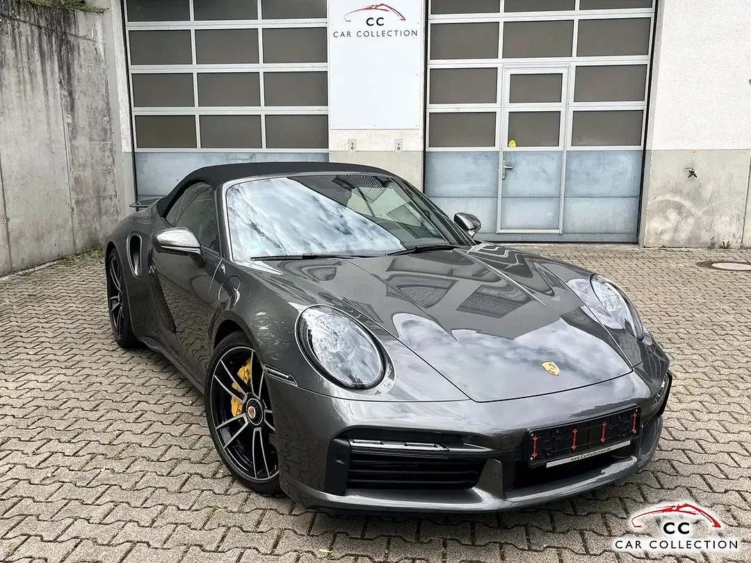 Porsche 992 Turbo S Cabriolet - Thumbnail 5