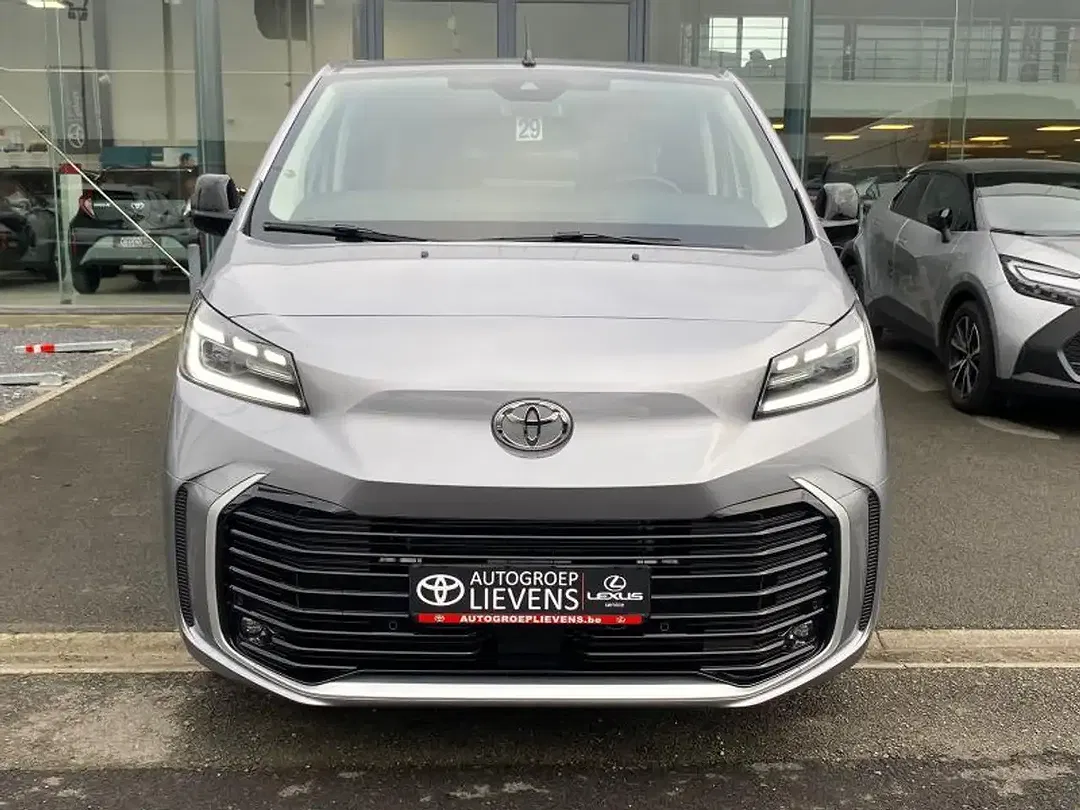 Toyota Verso - foto 2