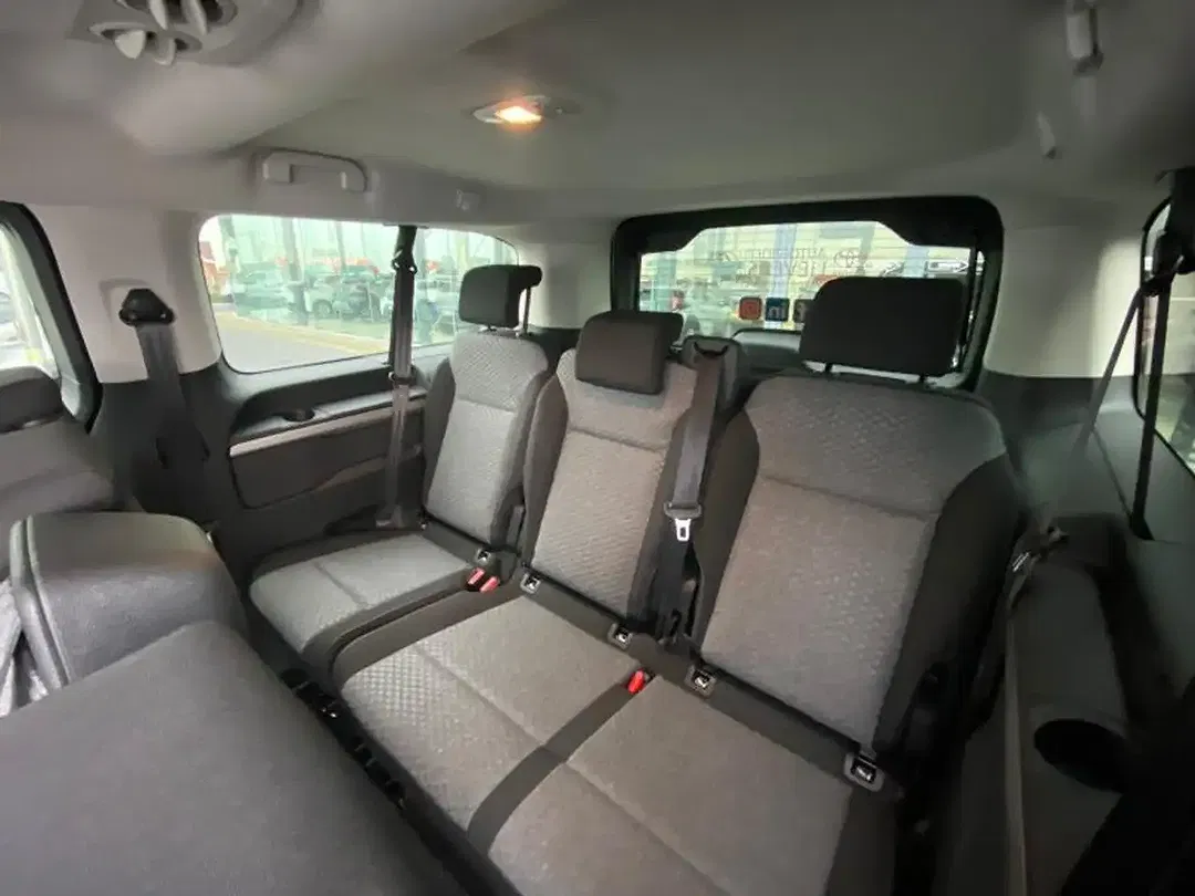 Toyota Verso - Thumbnail 8