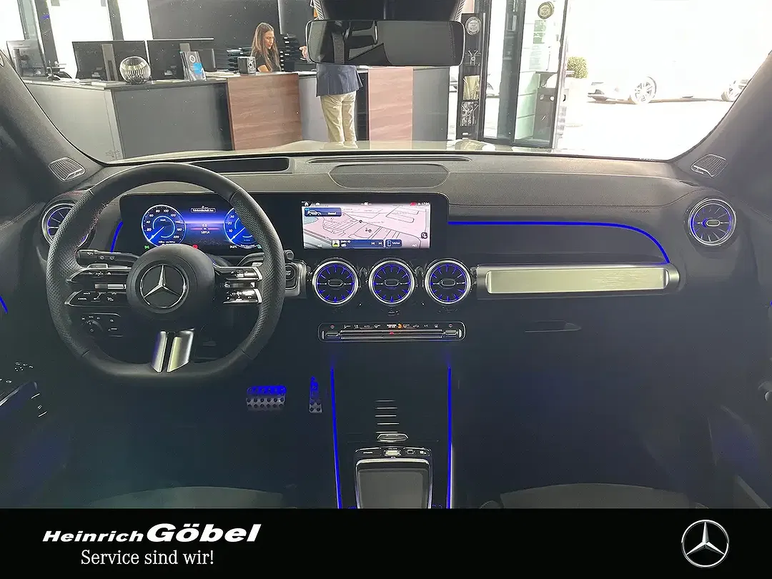 Mercedes-Benz EQB 350 4MATIC AMG - Thumbnail 11