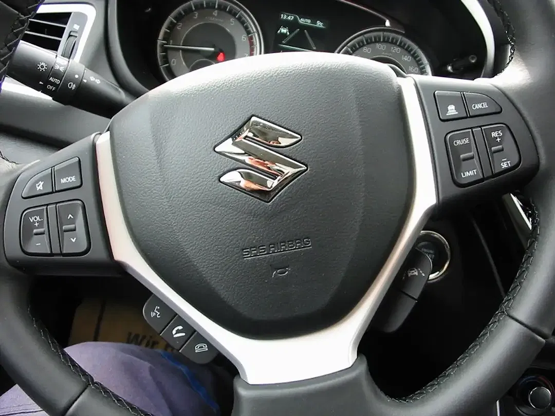 Suzuki SX4 S-Cross Hybrid AllGrip - Thumbnail 20