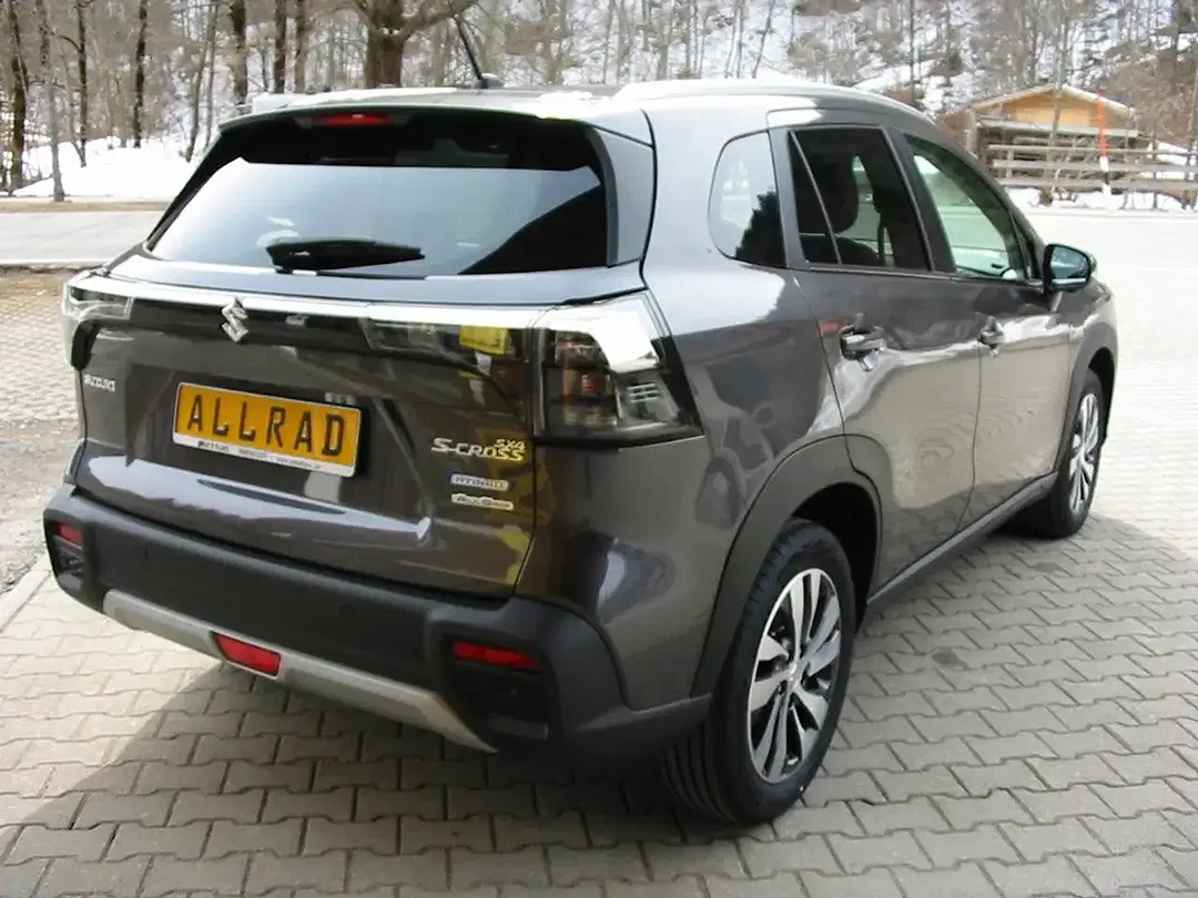 Suzuki SX4 S-Cross Hybrid AllGrip - Thumbnail 22