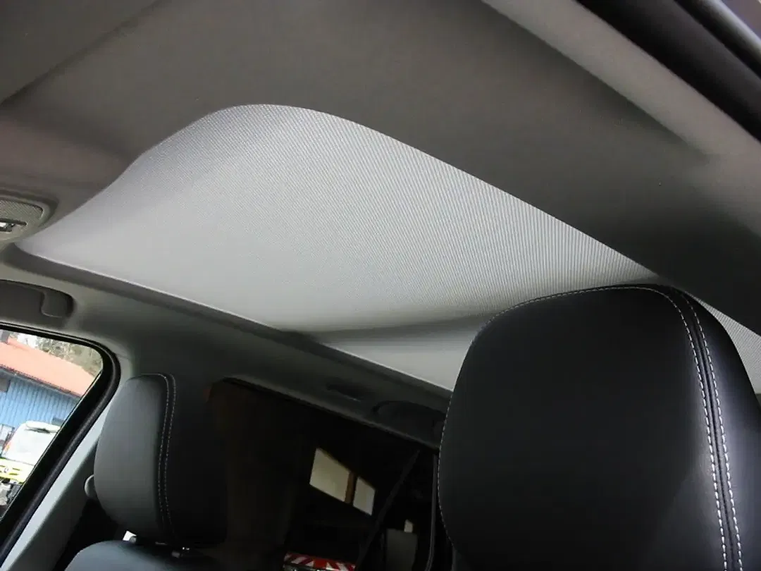 Suzuki SX4 S-Cross Hybrid AllGrip - Thumbnail 25