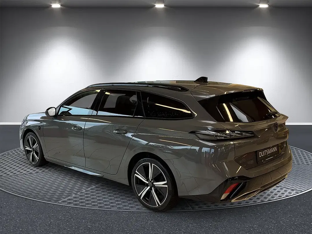 Peugeot 308 - Thumbnail 3