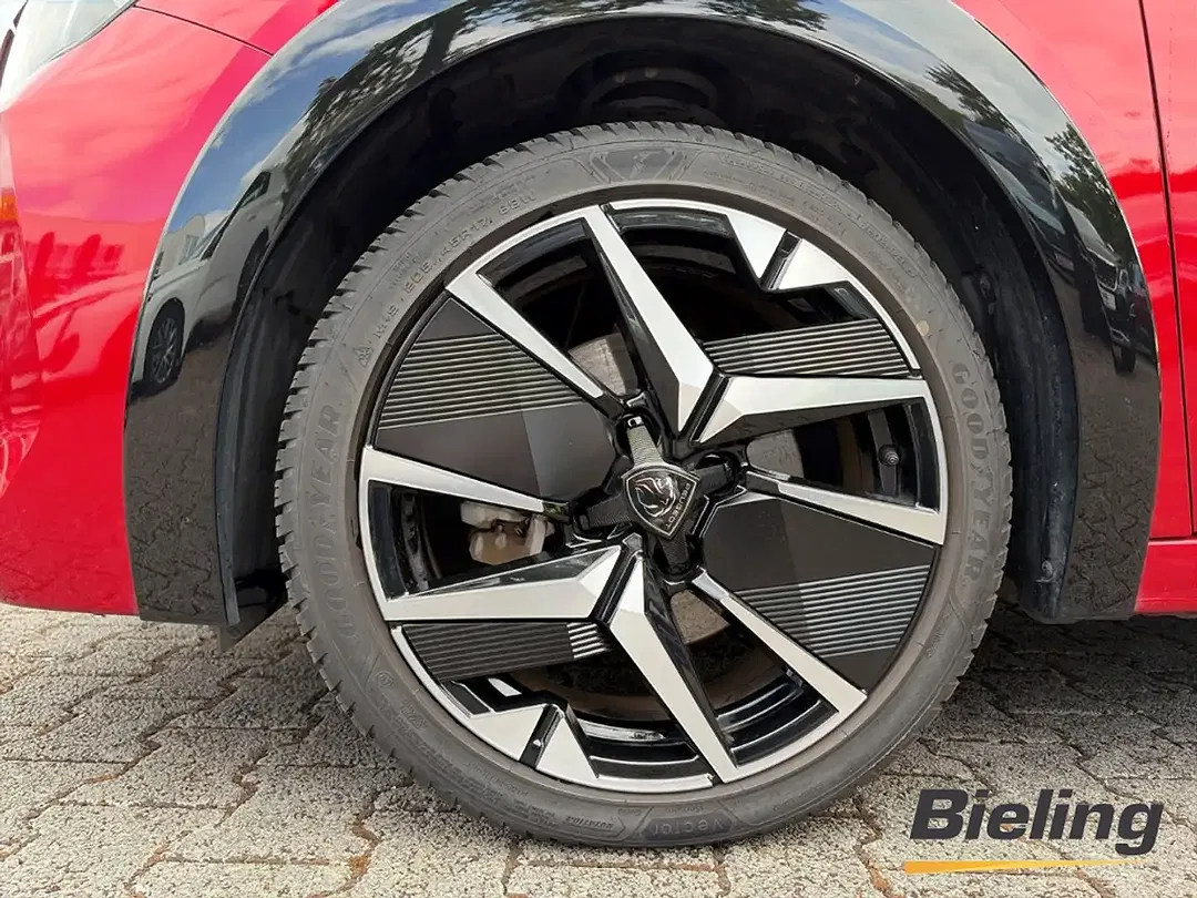 Peugeot 208 136 Hybrid GT - Thumbnail 5