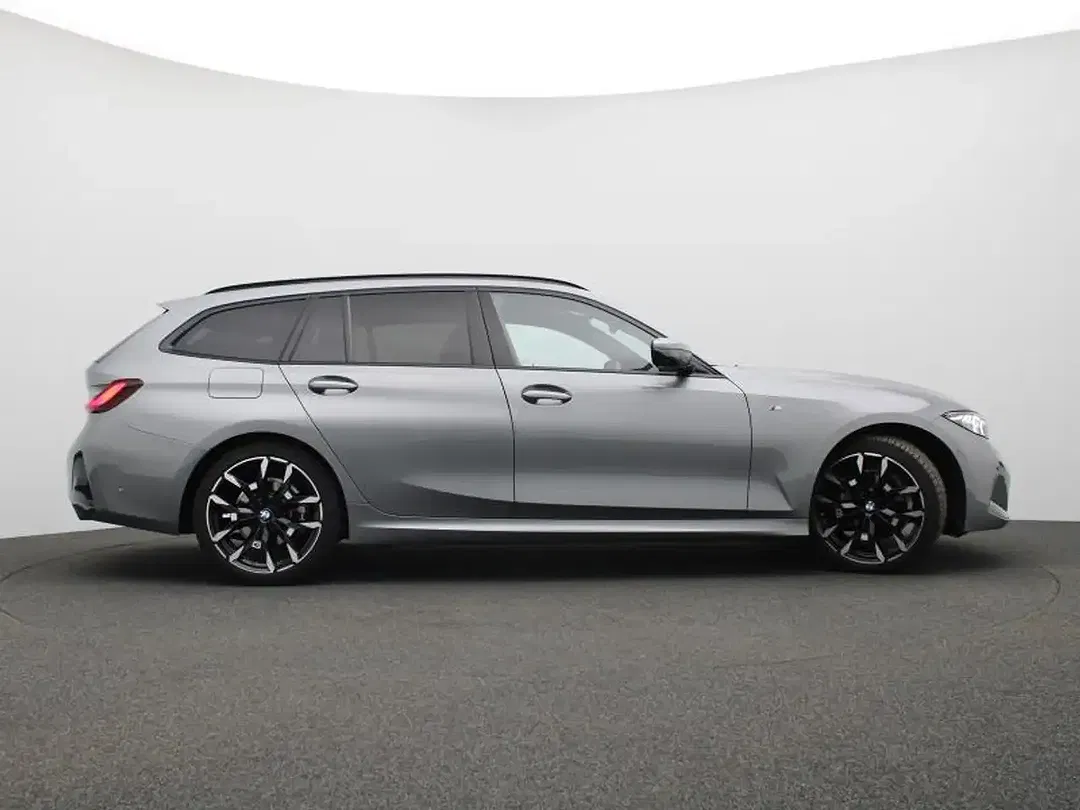 BMW 318 M Touring - Thumbnail 3