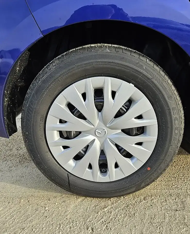 Mazda 2 1.5 VVT-i CVT Hybrid Centre-Line - Thumbnail 5