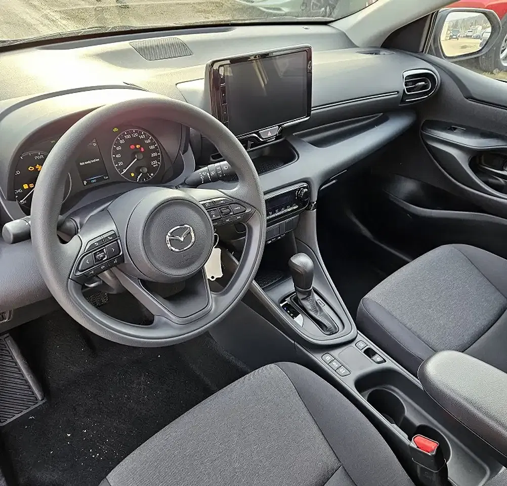 Mazda 2 1.5 VVT-i CVT Hybrid Centre-Line - Thumbnail 6