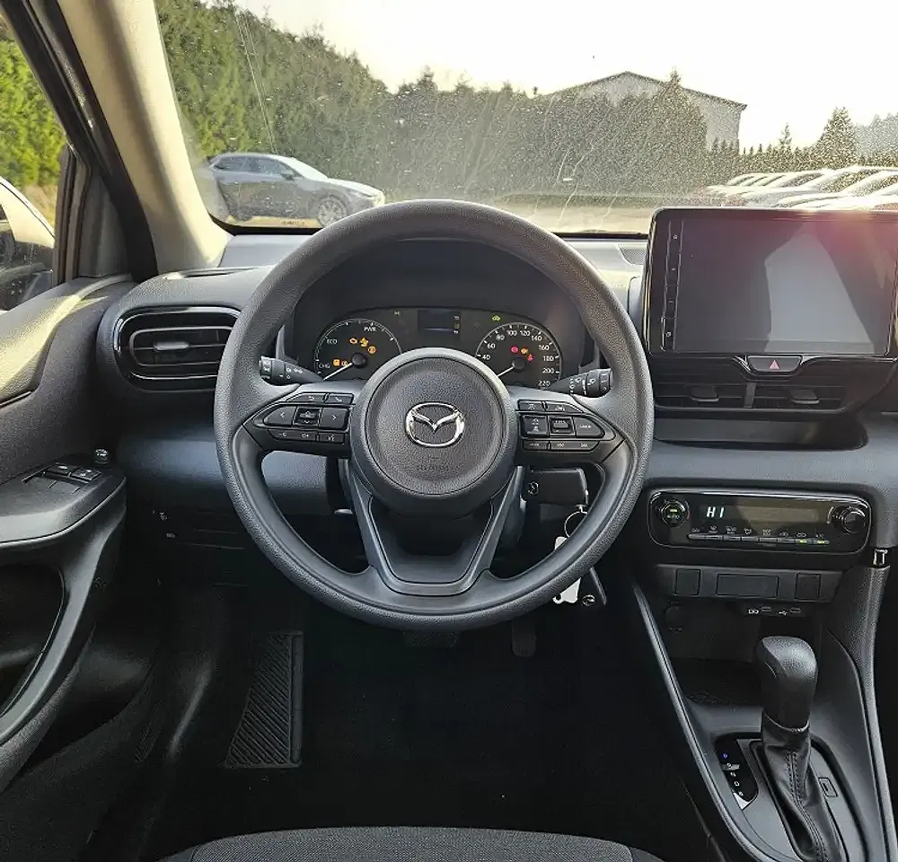 Mazda 2 1.5 VVT-i CVT Hybrid Centre-Line - Thumbnail 8