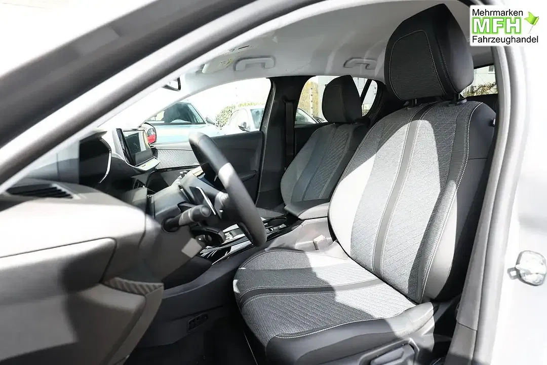 Peugeot 208 Hybrid Allure - Thumbnail 5