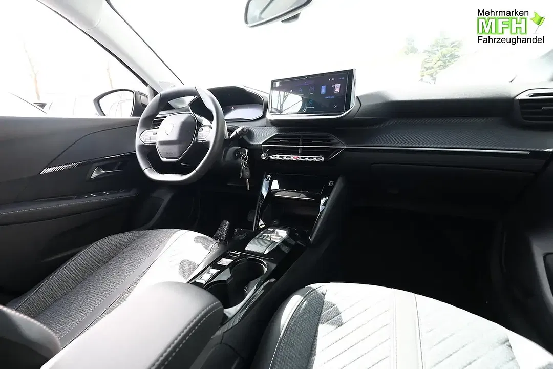 Peugeot 208 Hybrid Allure - Thumbnail 8