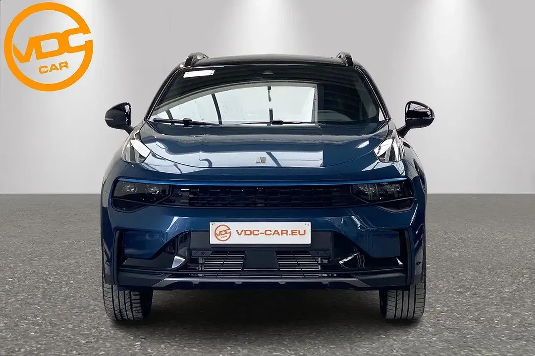 Lynk & Co 01 - Thumbnail 4
