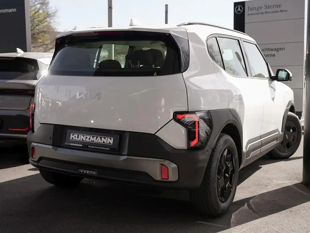 Kia EV2 Earth - Thumbnail 3