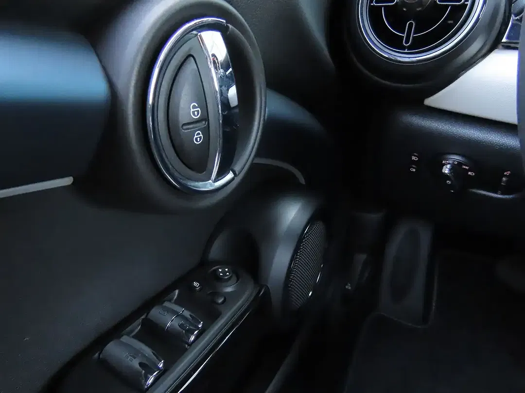 MINI Cooper Cabrio - foto 15