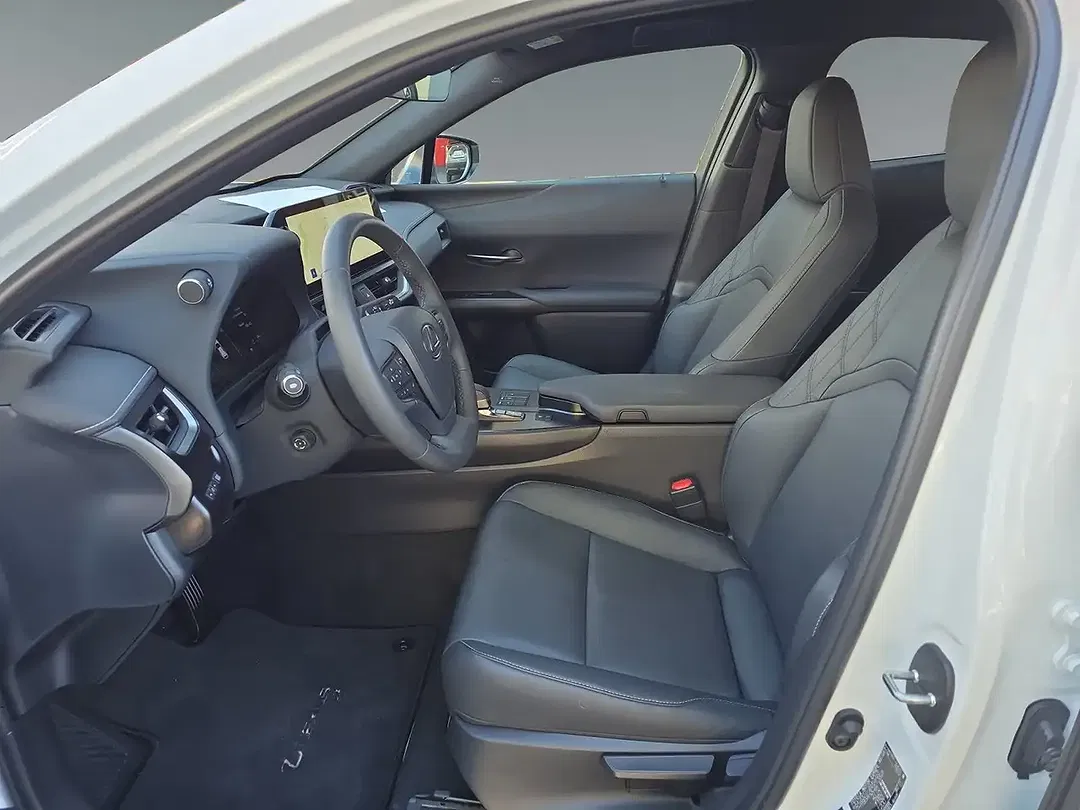 Lexus UX 300h F SPORT Design - Thumbnail 10