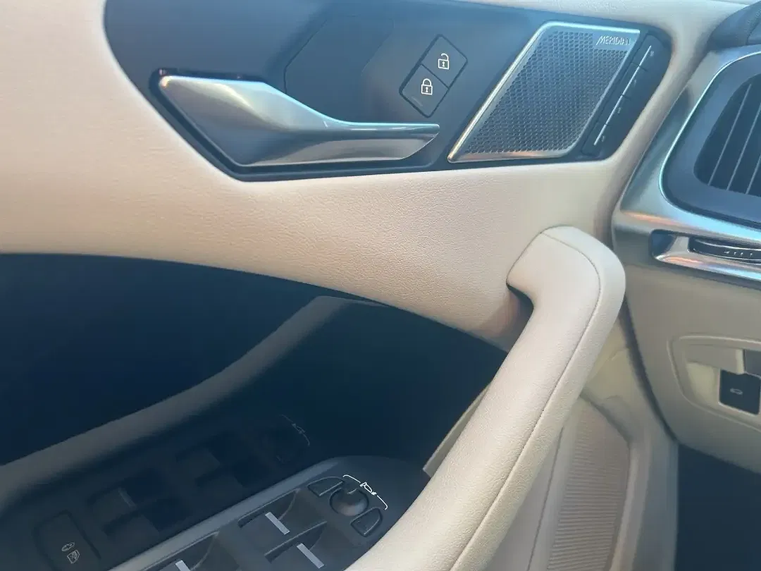 Jaguar I-Pace EV SE - Thumbnail 9