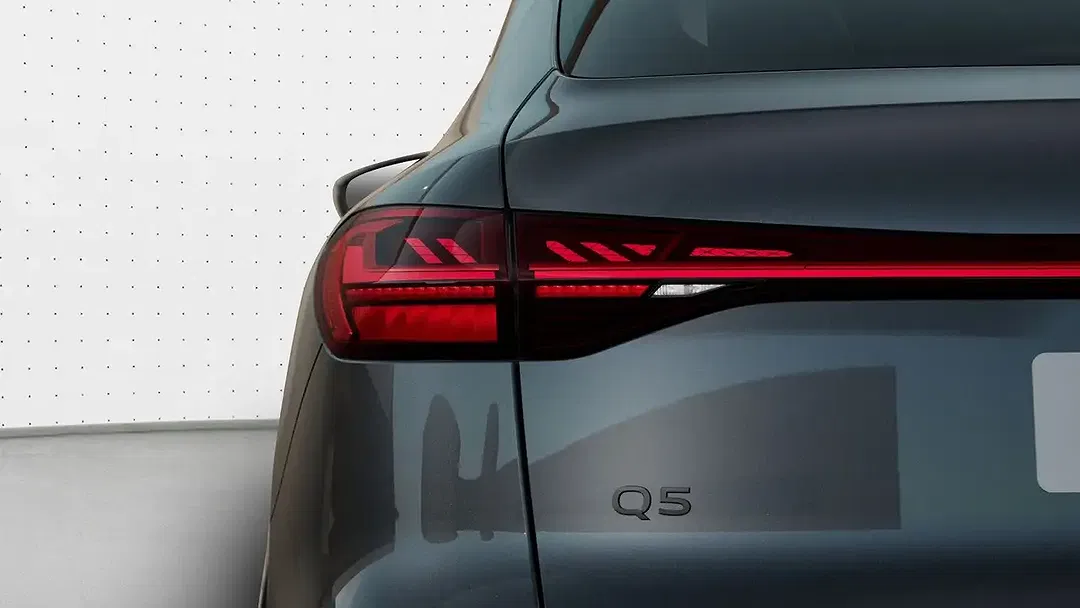Audi Q5 quattro - Thumbnail 11