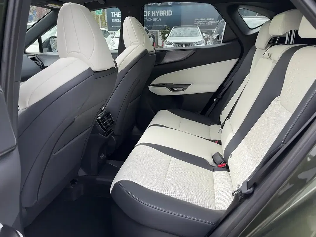 Lexus NX 450h+ F SPORT - Thumbnail 9