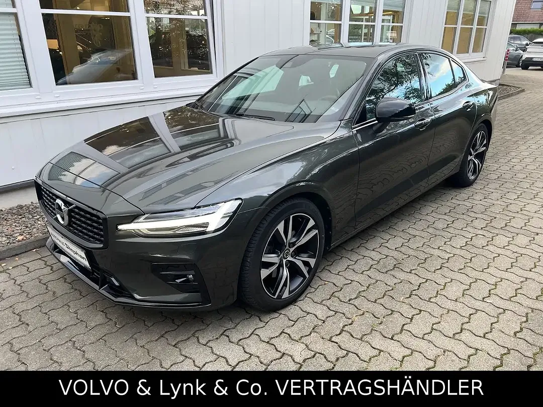 Volvo S60 B4 AUT R-Design - foto 1