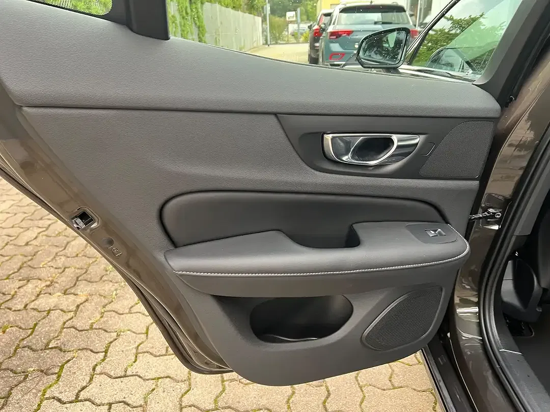 Volvo S60 B4 AUT R-Design - foto 15