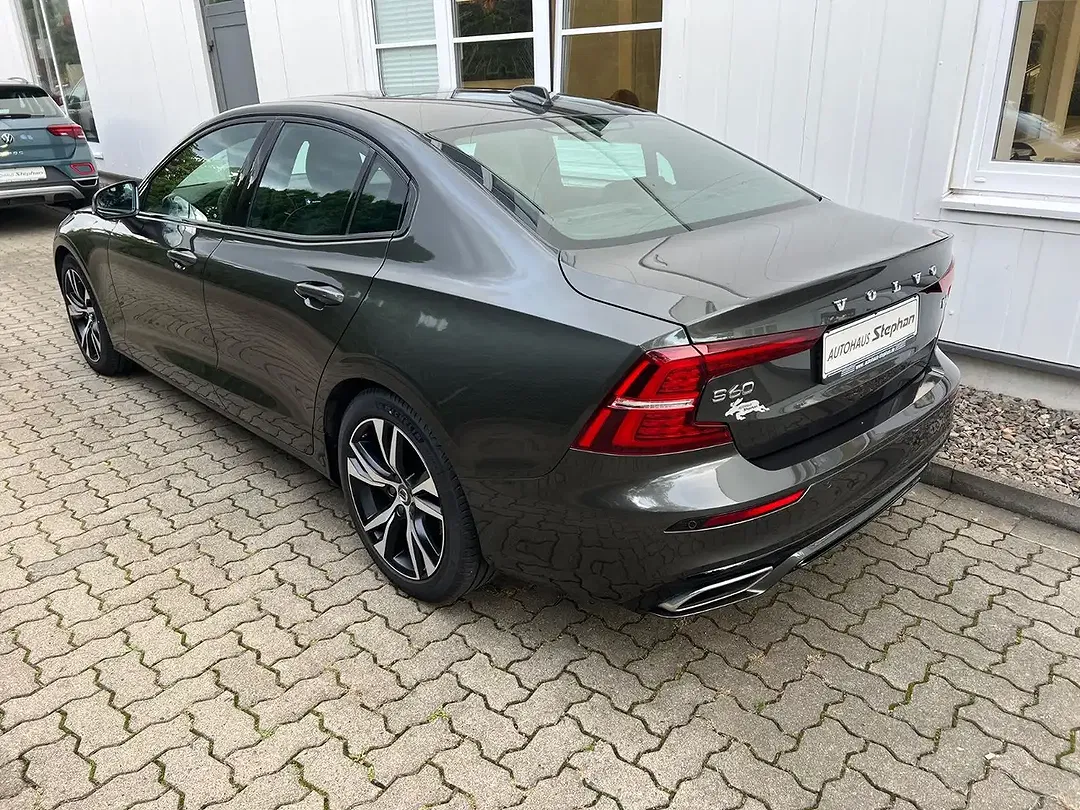 Volvo S60 B4 AUT R-Design - Thumbnail 5
