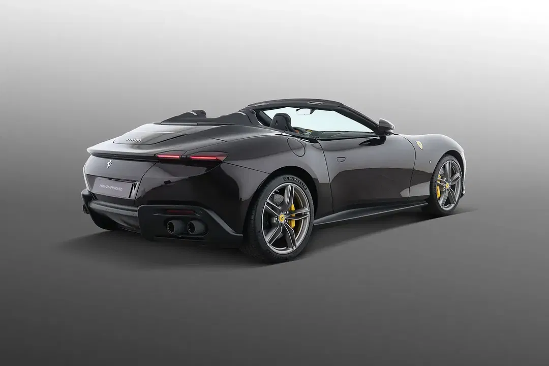 Ferrari Roma Spider - Thumbnail 3