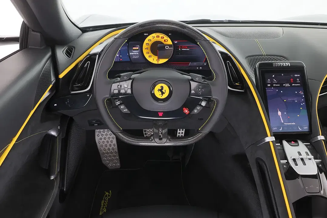 Ferrari Roma Spider - Thumbnail 5