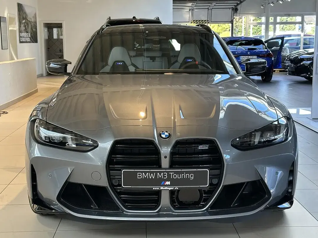 BMW M3 Competition - Thumbnail 2