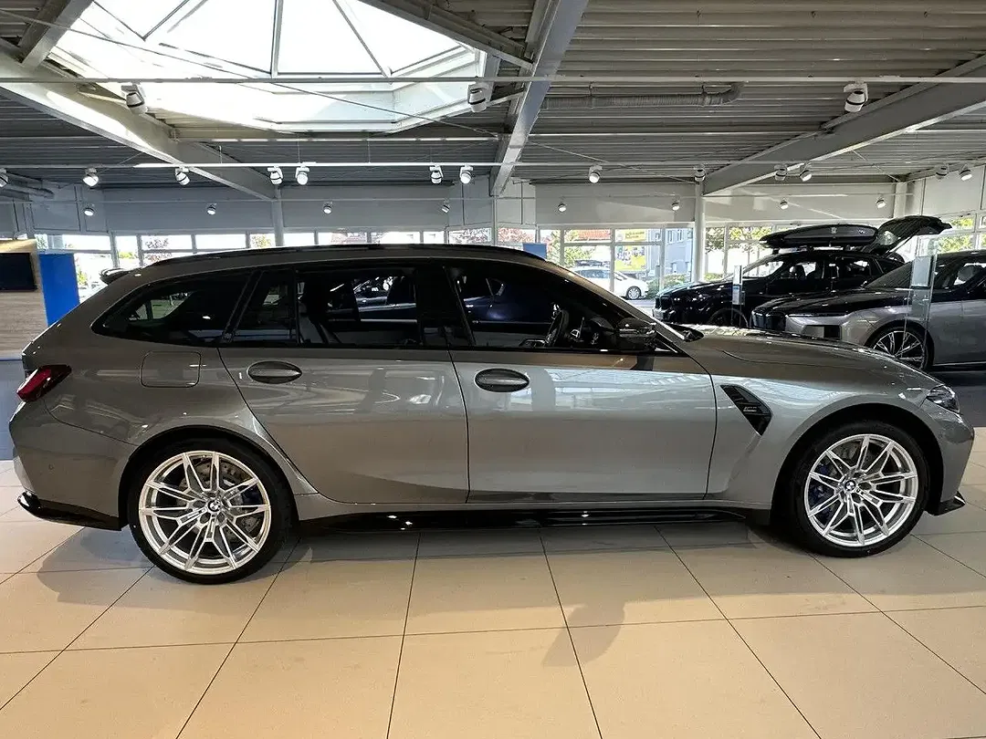 BMW M3 Competition - Thumbnail 6