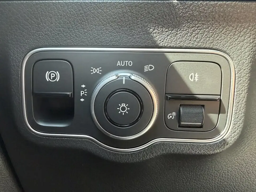 Mercedes-Benz EQA 300 4MATIC Progressive - Thumbnail 11