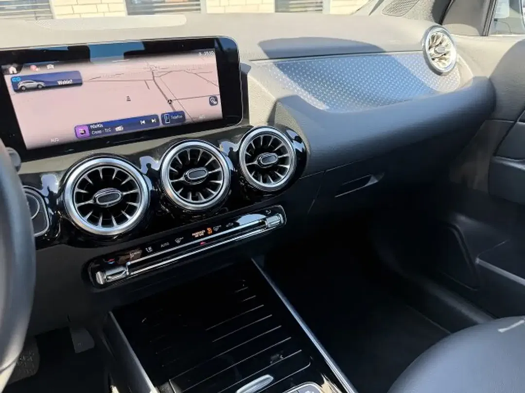 Mercedes-Benz EQA 300 4MATIC Progressive - Thumbnail 12