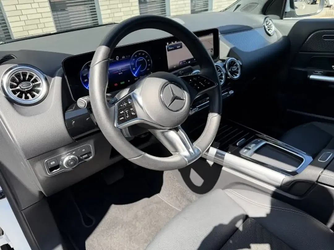 Mercedes-Benz EQA 300 4MATIC Progressive - Thumbnail 17