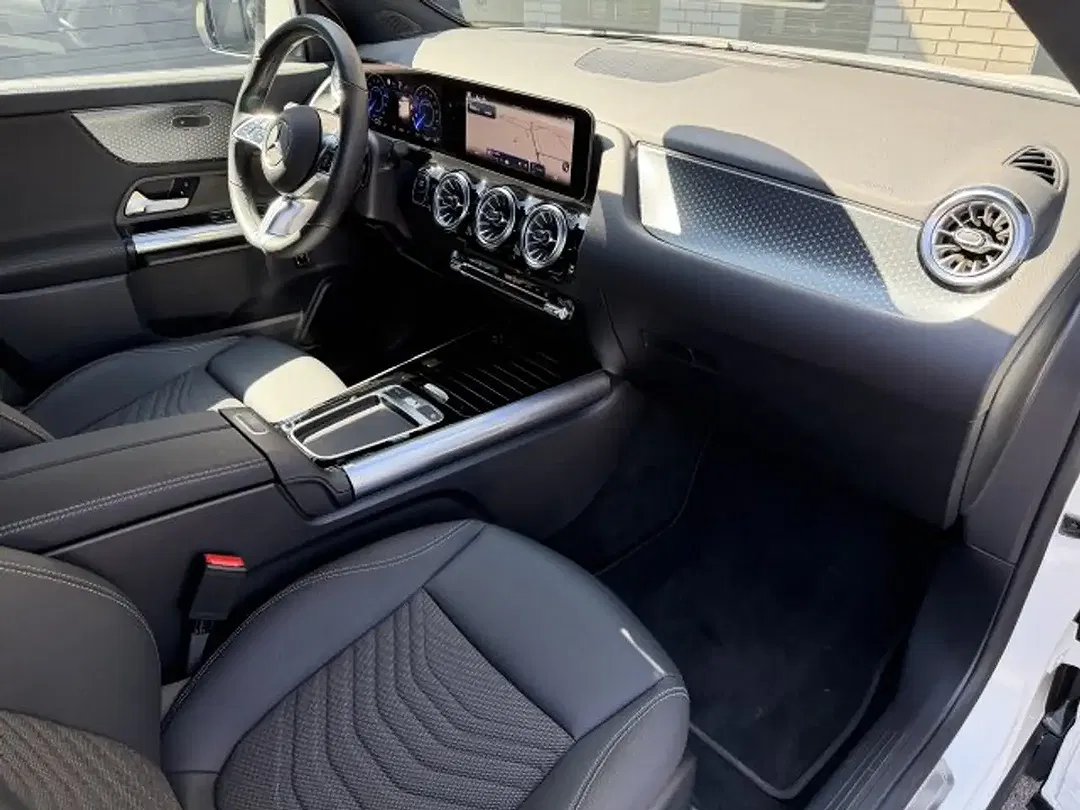 Mercedes-Benz EQA 300 4MATIC Progressive - Thumbnail 18