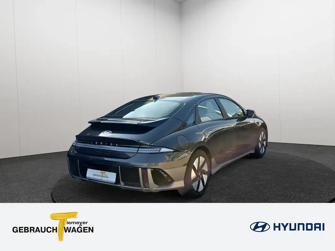 Hyundai IONIQ 6 - Thumbnail 5