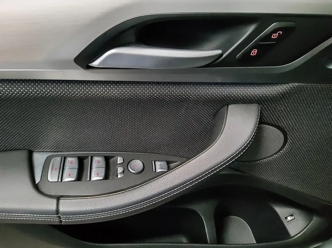 BMW X3 xDrive Advantage - Thumbnail 6