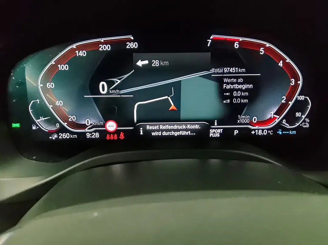 BMW X3 xDrive Advantage - Thumbnail 5