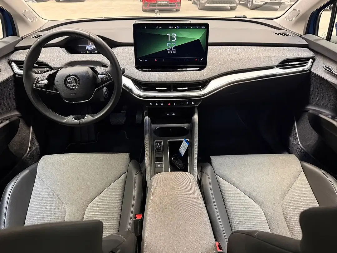Skoda Enyaq 60 Loft - Thumbnail 13
