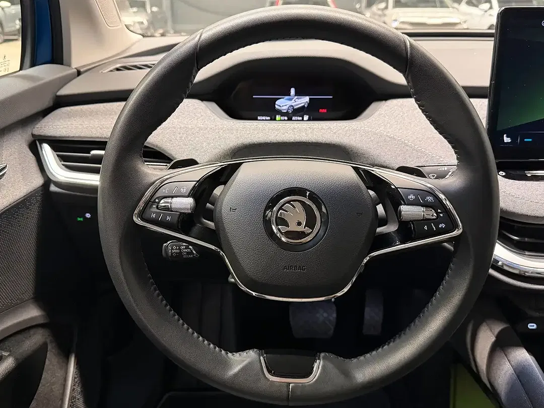 Skoda Enyaq 60 Loft - Thumbnail 14