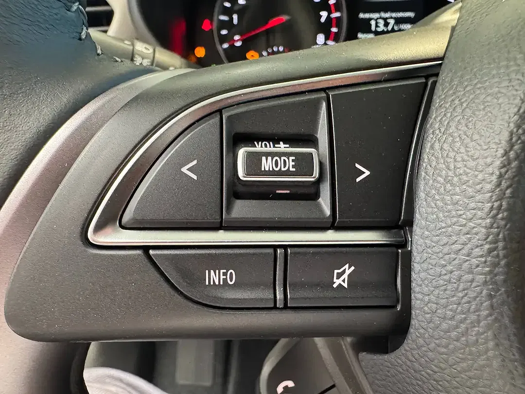 Suzuki Swift Hybrid 1.2 AllGrip Comfort Plus - Thumbnail 14