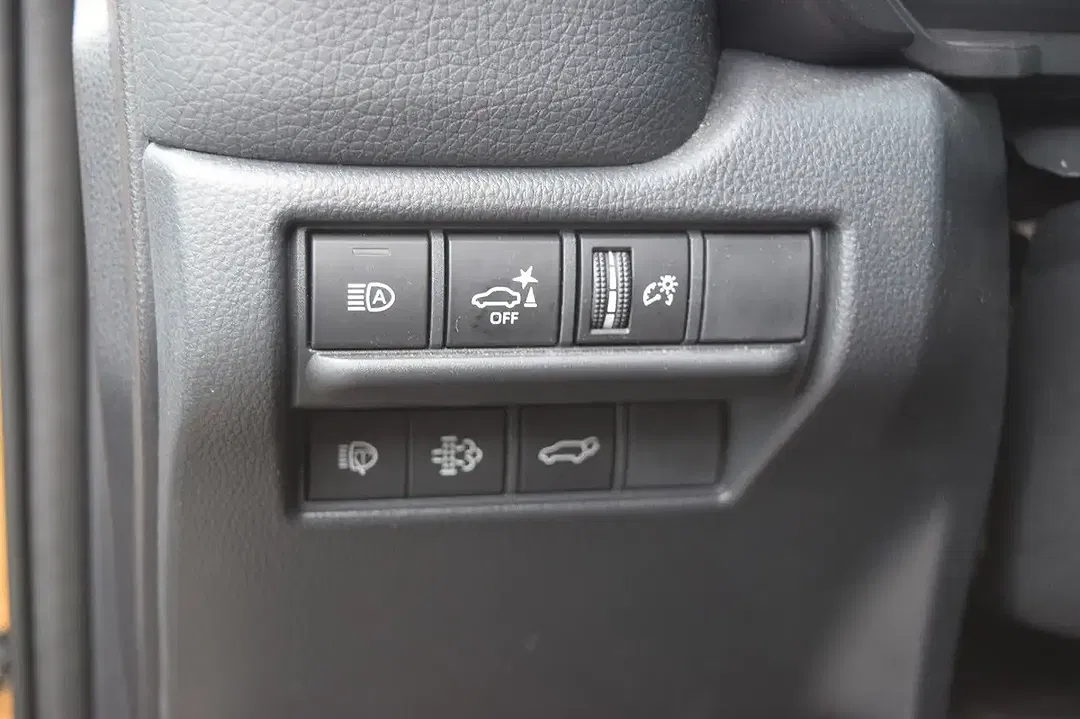 Toyota Land Cruiser 2.8 D-4D 4x4 Edition - Thumbnail 13