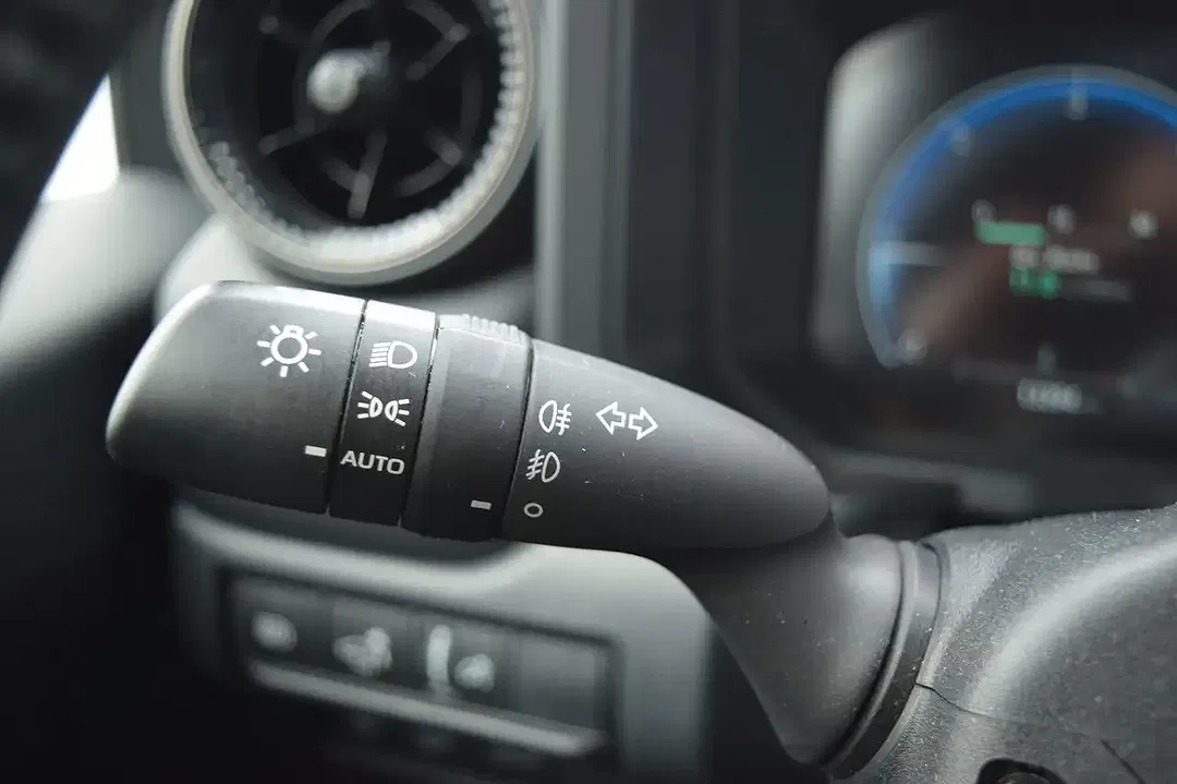 Toyota Land Cruiser 2.8 D-4D 4x4 Edition - Thumbnail 14